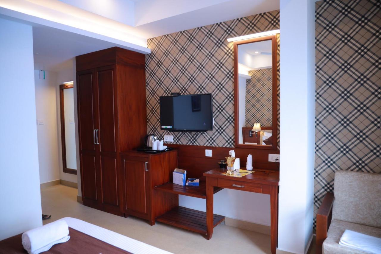 Hotel Dev Residency Thiruvananthapuram Exterior foto