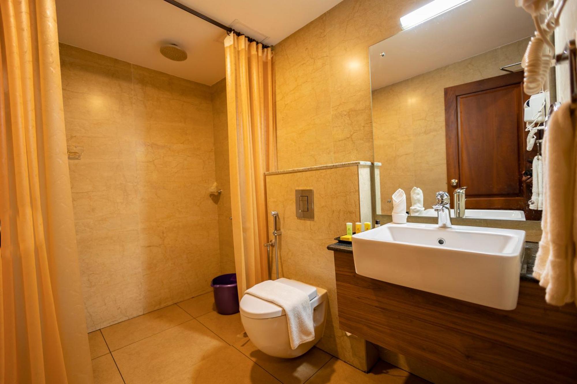 Hotel Dev Residency Thiruvananthapuram Exterior foto