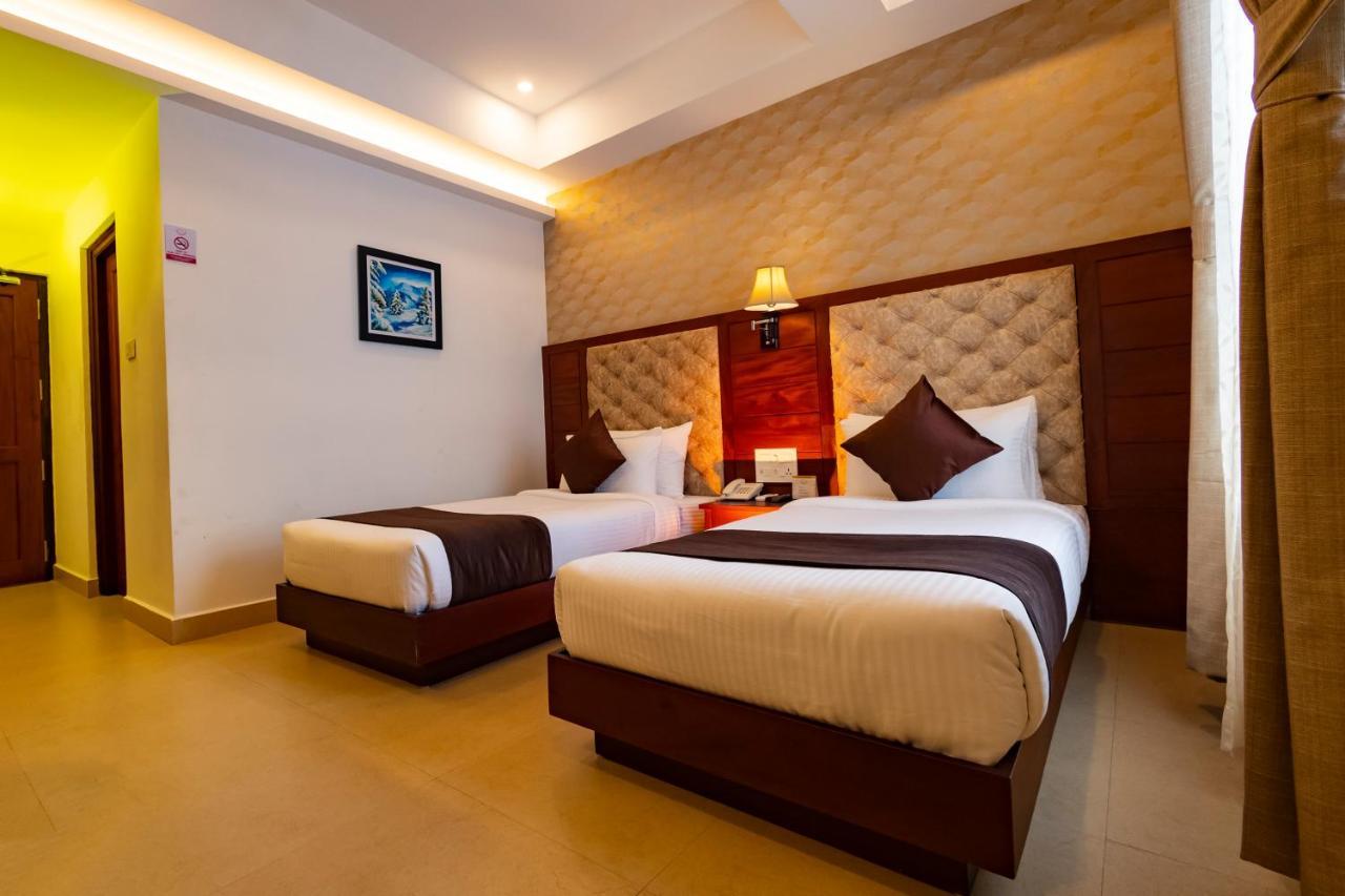 Hotel Dev Residency Thiruvananthapuram Exterior foto